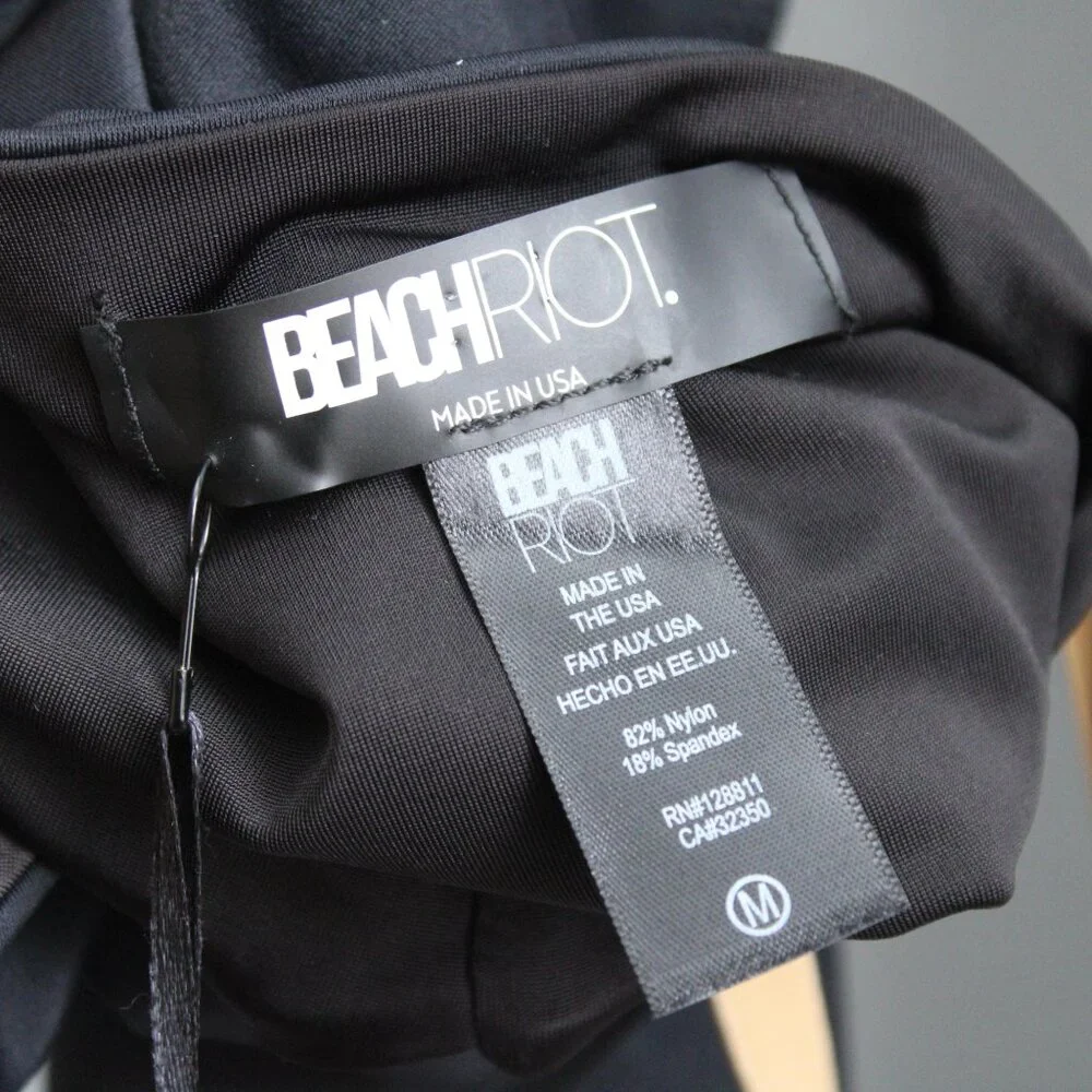 Beach Riot Leslie One-Piece Cut-Out Swimsuit in Black & Gold Size Medium NWT - Picture 5 of 8